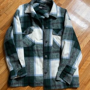 Zara Shacket M Green